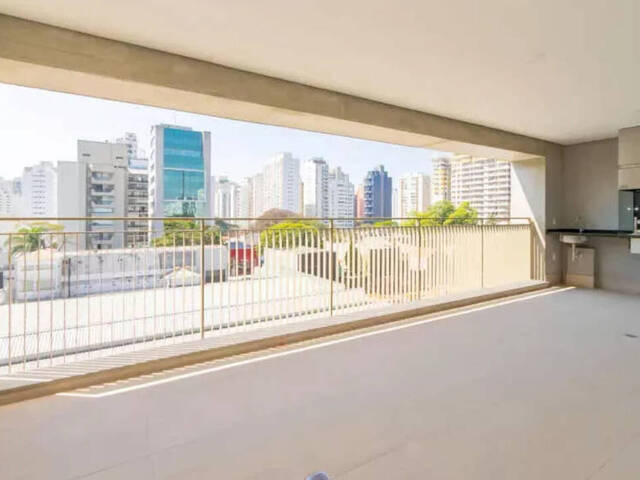 #27 - Apartamento para Venda em São Paulo - SP